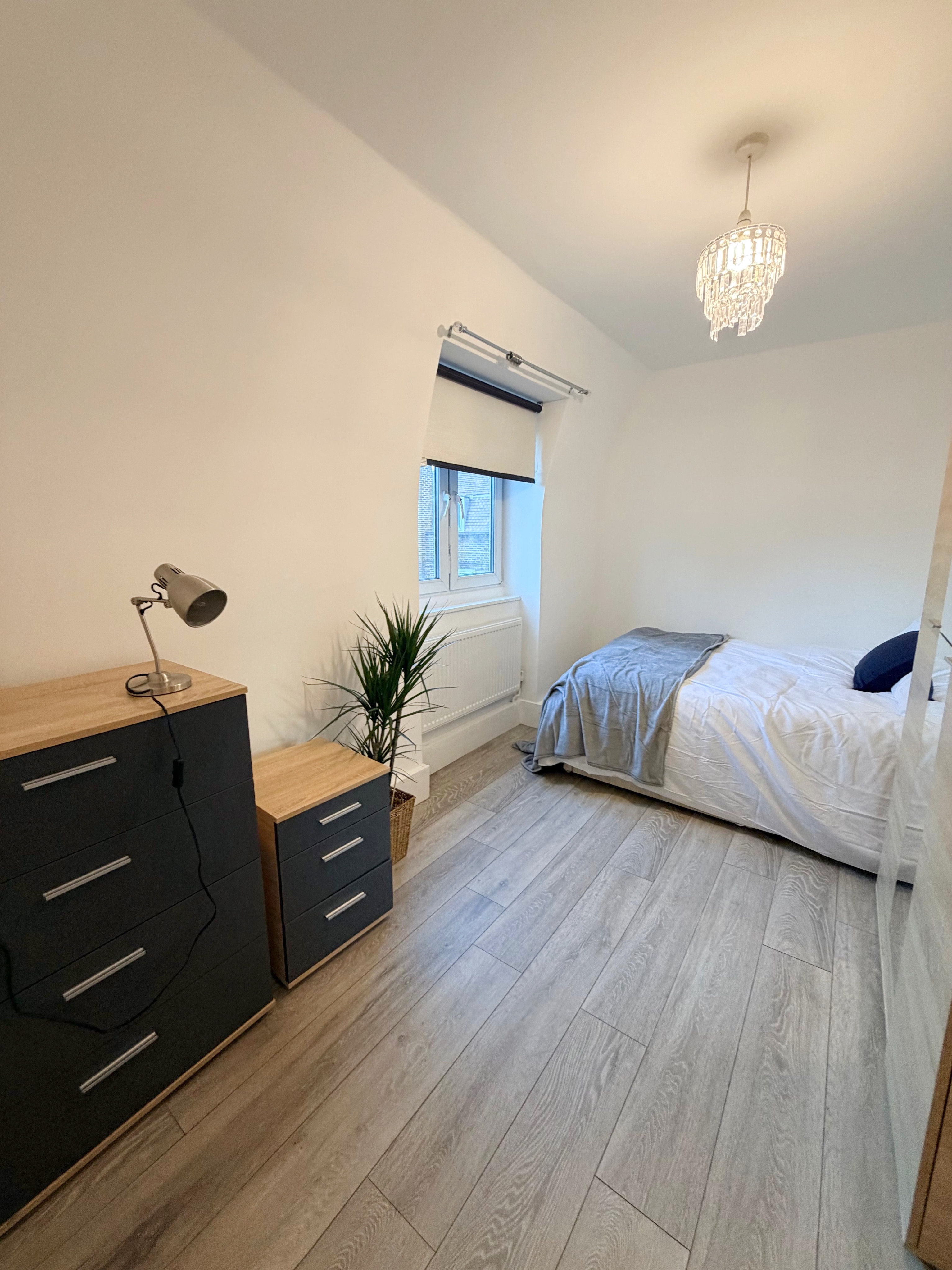 Spacious Rooms in Battersea / Stockwell with Living Room